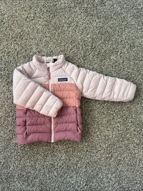 Patagonia toddler down jacket